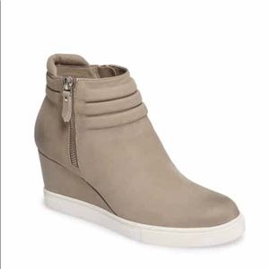 Linea Paolo Wedges, Size 7.5